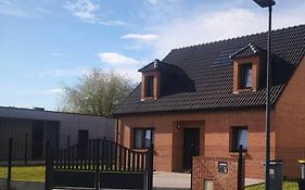 Maison Individuelle, Campagne, 3 Chambres, Baignoire Balneo 2 Places
