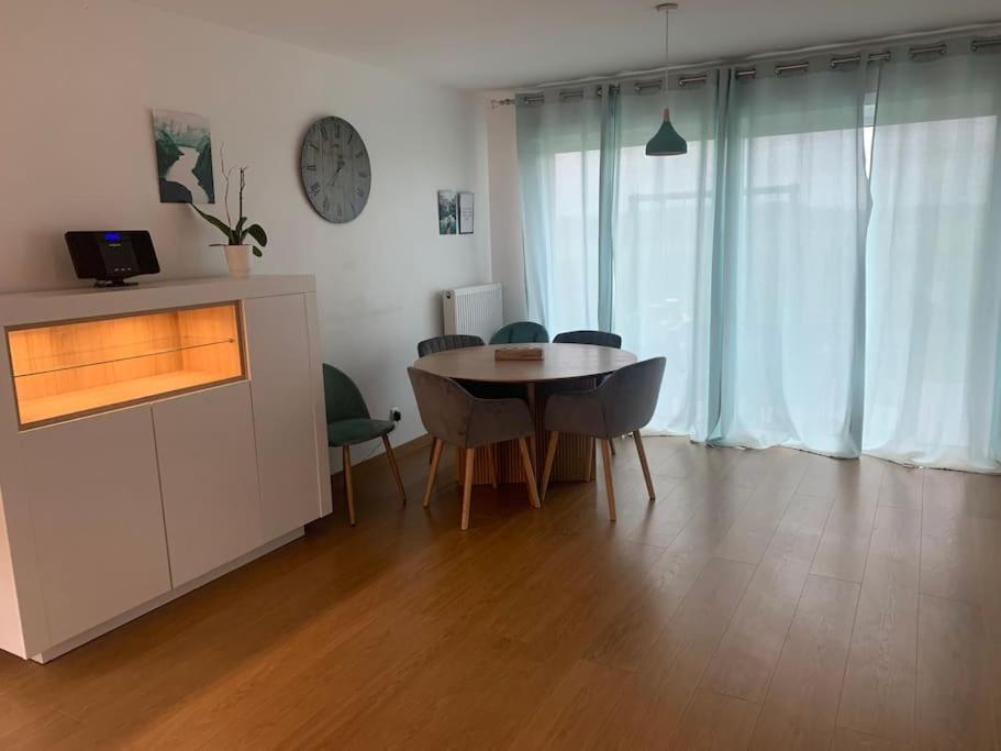 Maison Individuelle, Campagne, 3 Chambres, Baignoire Balneo 2 Places Genech Buitenkant foto